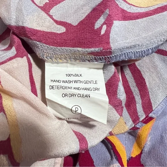 Marie‎ Oliver EUC 100% Silk Long Sleeve Blouse Size S - Picture 8 of 8